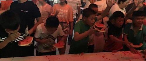 恩平网红吃瓜群众视频,揭秘当地热门事件背后的真相  第2张